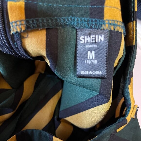 Shein Women's Striped Extra Wide Leg Pants Full Slit Size M - Picture 6 of 8